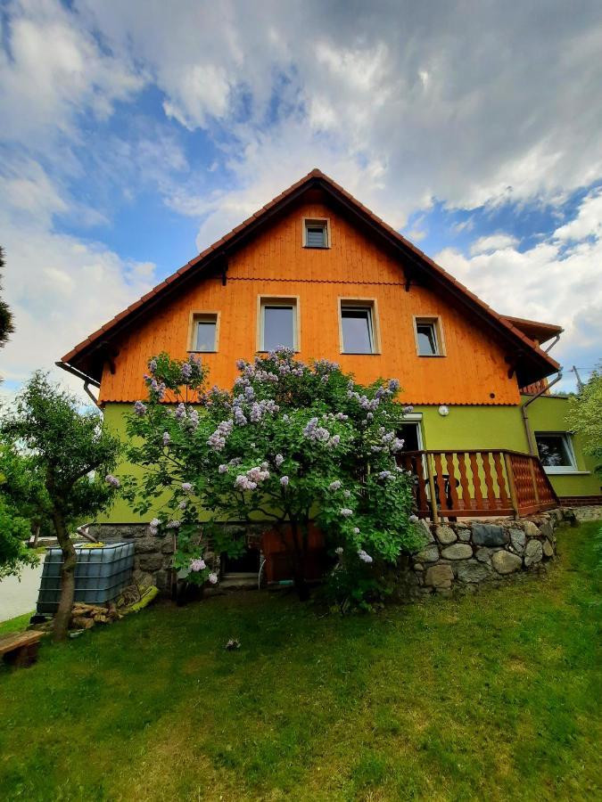 Apartament Albion シクラルスカ・ポレンバ エクステリア 写真