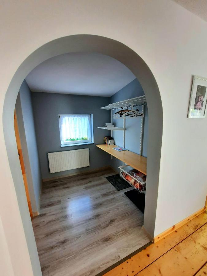 Apartament Albion シクラルスカ・ポレンバ エクステリア 写真
